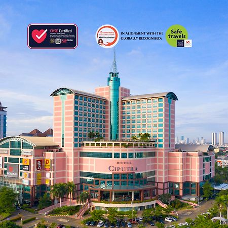 Hotel Ciputra Jakarta Managed By Swiss-Belhotel International Exterior photo