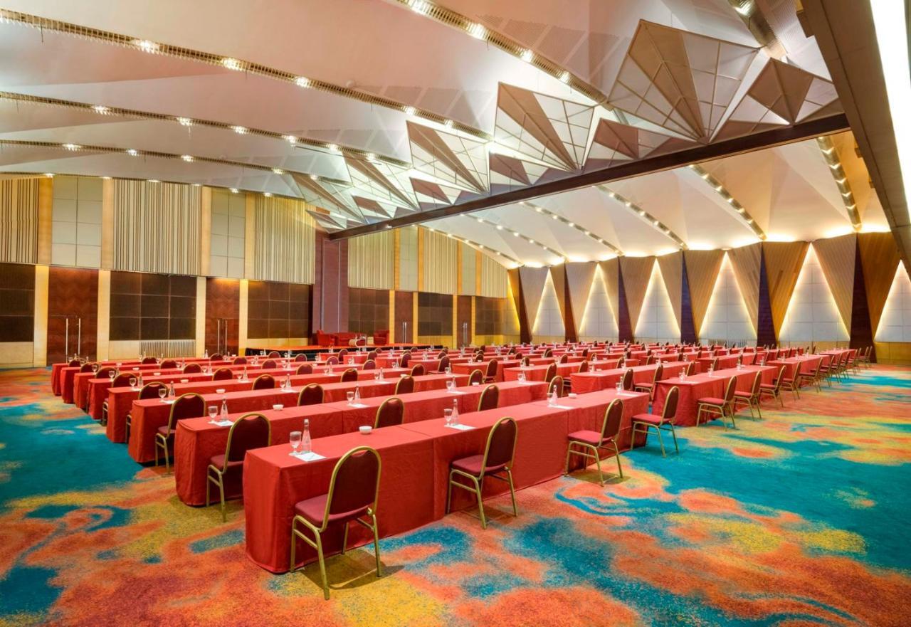 Hotel Ciputra Jakarta Managed By Swiss-Belhotel International Exterior photo