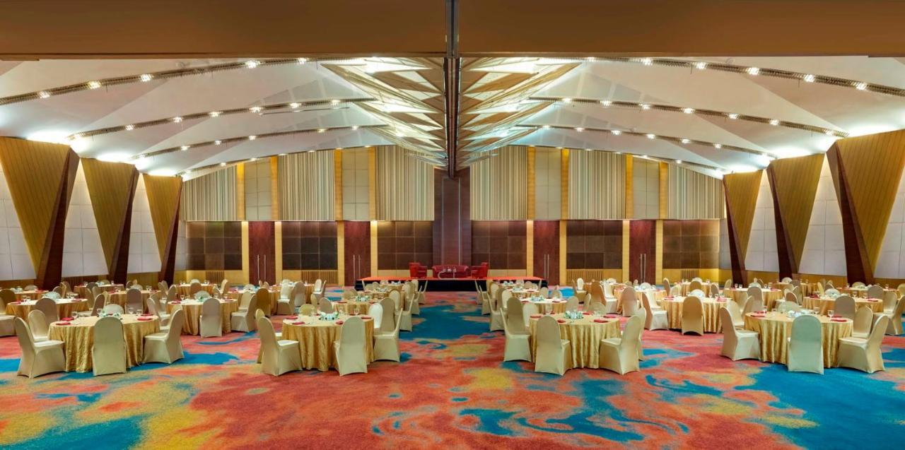 Hotel Ciputra Jakarta Managed By Swiss-Belhotel International Exterior photo