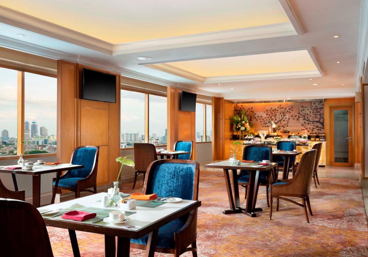 Hotel Ciputra Jakarta Managed By Swiss-Belhotel International Exterior photo