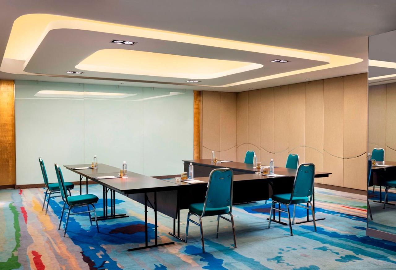 Hotel Ciputra Jakarta Managed By Swiss-Belhotel International Exterior photo