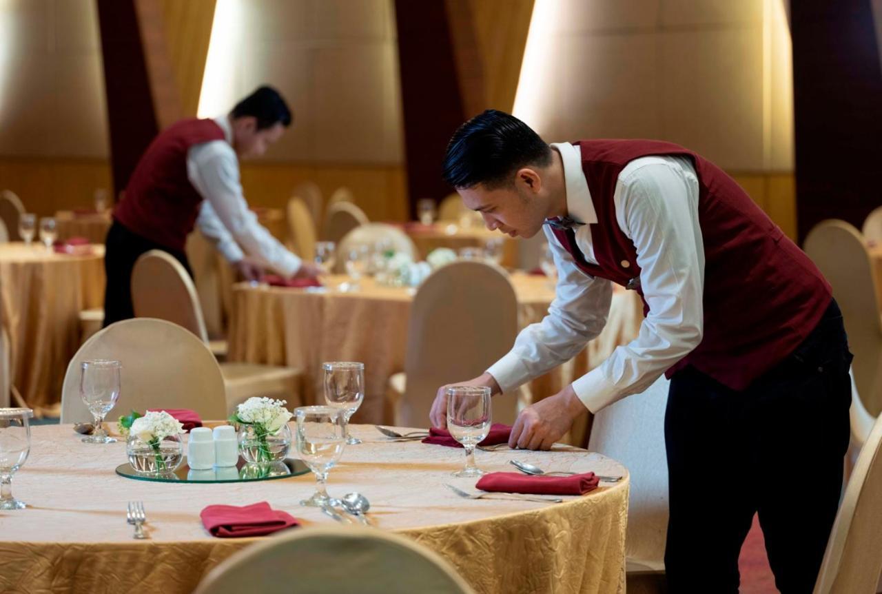 Hotel Ciputra Jakarta Managed By Swiss-Belhotel International Exterior photo