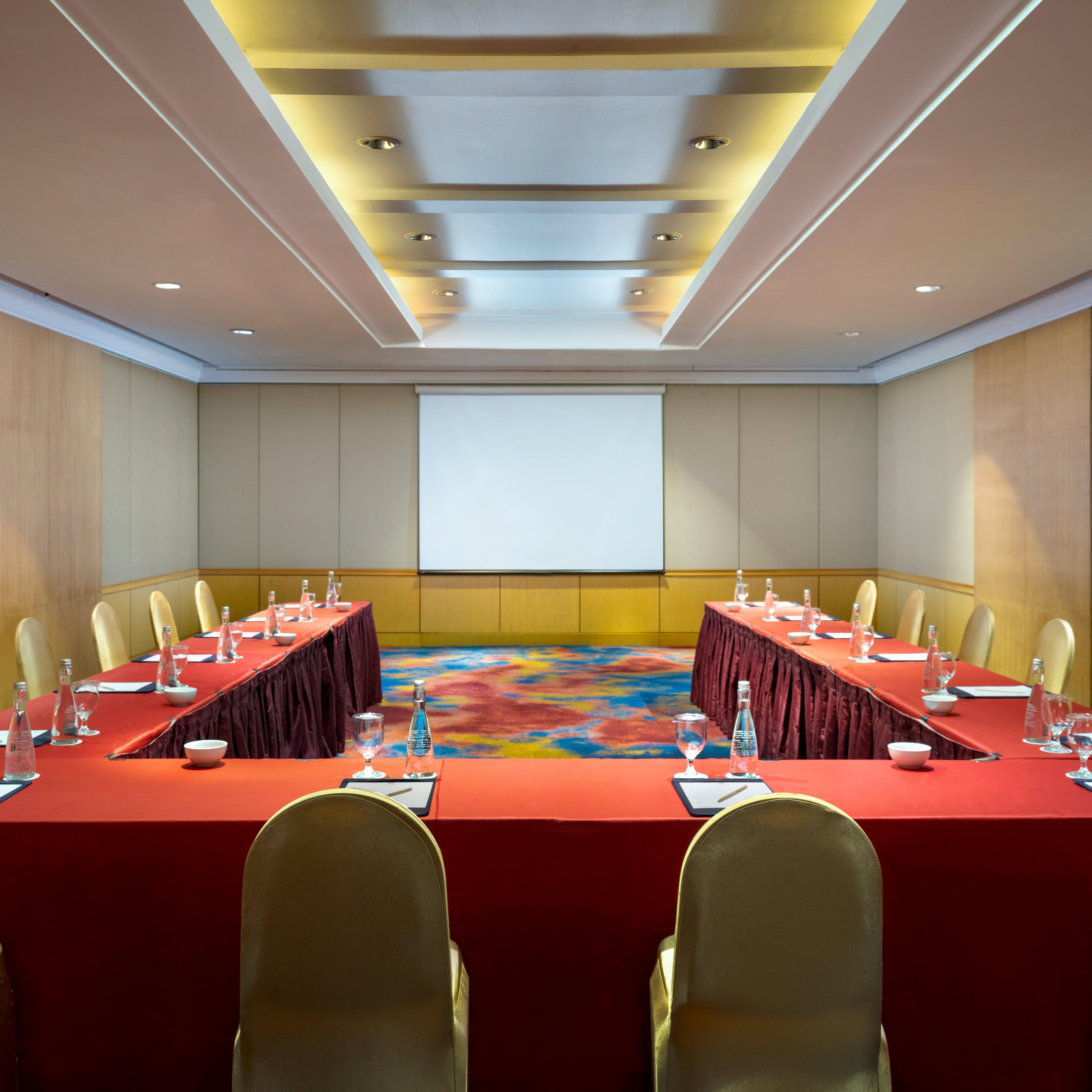 Hotel Ciputra Jakarta Managed By Swiss-Belhotel International Exterior photo