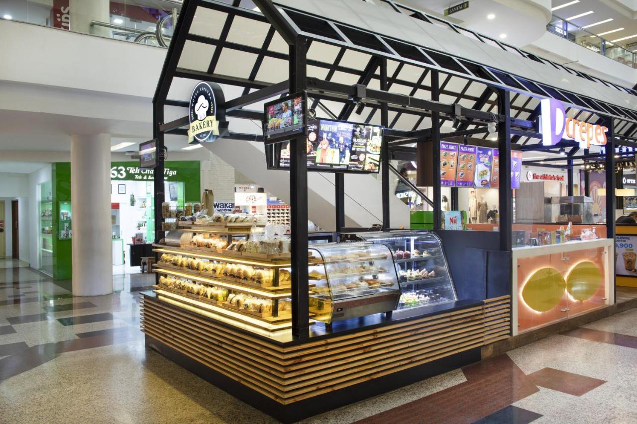 Hotel Ciputra Jakarta Managed By Swiss-Belhotel International Exterior photo