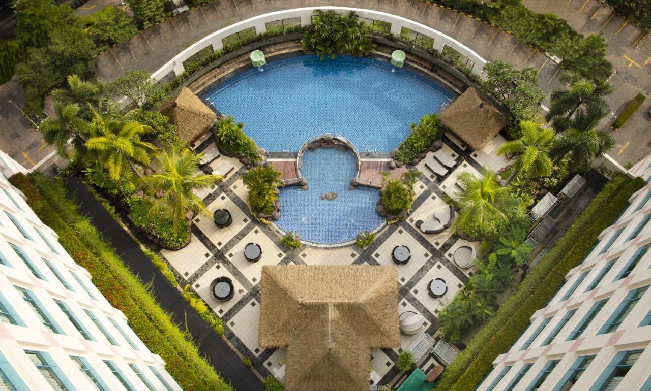 Hotel Ciputra Jakarta Managed By Swiss-Belhotel International Exterior photo
