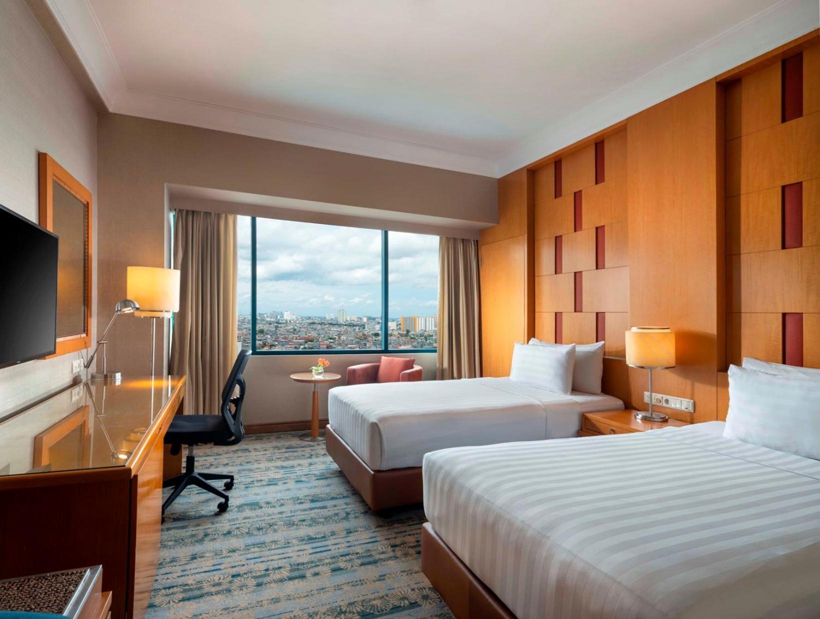 Hotel Ciputra Jakarta Managed By Swiss-Belhotel International Exterior photo